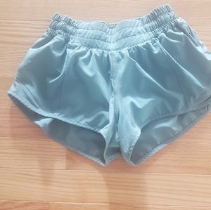 Lululemon 2.5 inch shorts